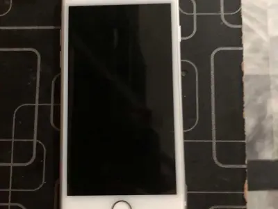 Iphone apple 7 - photo 2