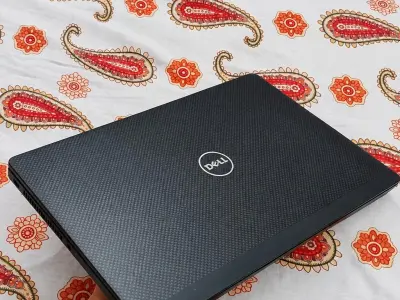 Dell Latitude 7320 | 11th Gen i7 16gb RAM 256gb SSD Carbon Fiber Back - photo 2