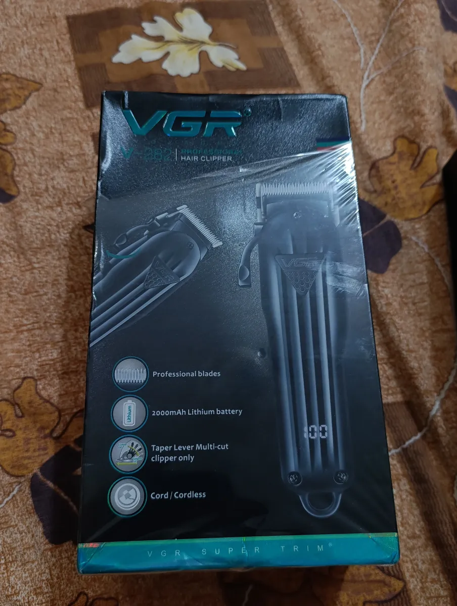 VGR V-282 Hair Clipper with 2000mAh Battery, Khanpur
