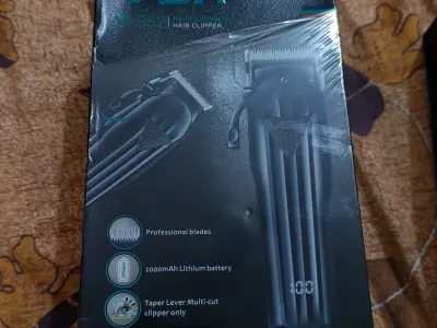VGR V-282 Professional Hair Clipper with 2000mAh Battery - photo 1