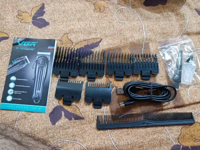 VGR V-282 Professional Hair Clipper with 2000mAh Battery - photo 3