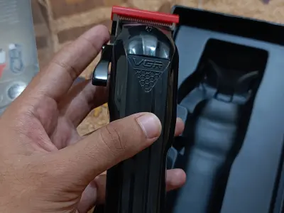 VGR V-282 Professional Hair Clipper with 2000mAh Battery - photo 5