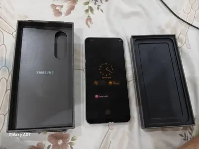 Samsung S25 FE 8/512gb - photo 9