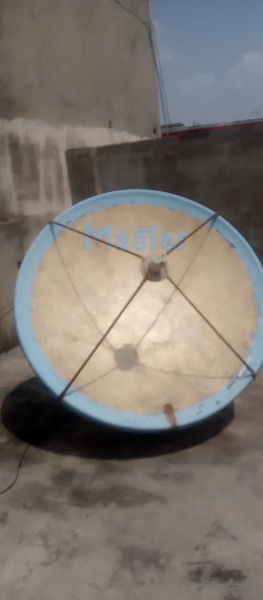 Vision Master Dish Antenna with Three C-Band LNBs, Lahore