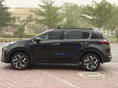 KIA Sportage FWD 2022 Punjab Registered sunroof 1st owner - photo 4