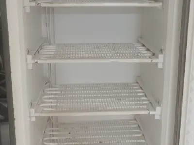 Vertical Deep Freezer - photo 4