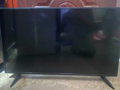 Samsung MU9500 4K 32 Inch TV – 2 Lines – Without Stand - photo 1
