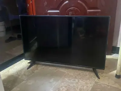 Samsung MU9500 4K 32 Inch TV – 2 Lines – Without Stand - photo 5