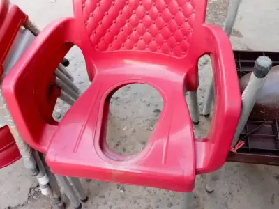 COMMODE CHAIRS - photo 4