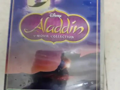 DISNEY CDS PRICE NEGOTIABLE - photo 3
