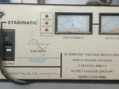 Stabimatic GLD-2000C 2000 VA servo motor control AVR hai (UK brand, China assembled). Naya price Pak - photo 1