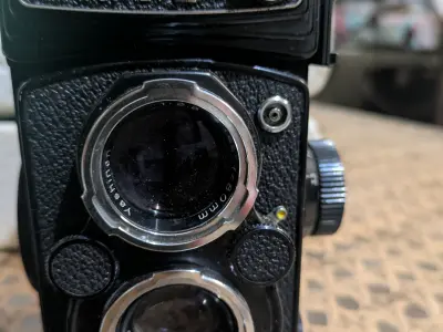 Yashica Mat-124G Camera – Multiple Conditions Available - photo 2