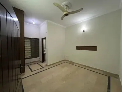 7 Marla Full House For Rent In G-13/2 Islamabad - photo 14
