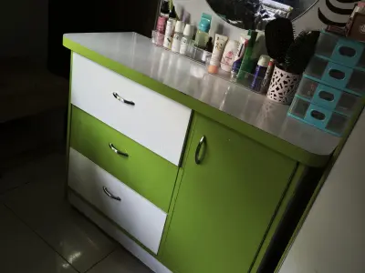 Kids furniture in acrylic - photo 1