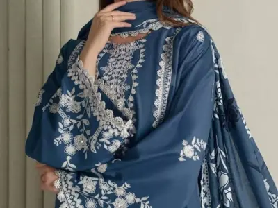 Cross Stitch Brand Dhanak Embroidered 3 Piece Winter Collection - photo 3