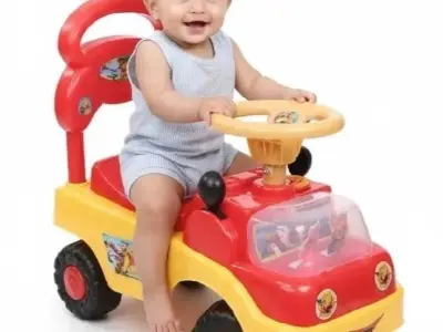 Pink kids riding car with music and lights - photo 4
