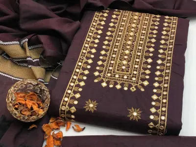 Khaadi Khaddar Embroidered Unstitched Luxury 3 Piece - photo 3