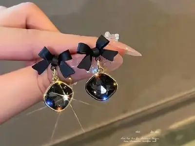 Bow Crystal Korean / Pinterest Style Earrings - photo 1
