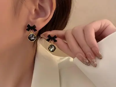 Bow Crystal Korean / Pinterest Style Earrings - photo 3