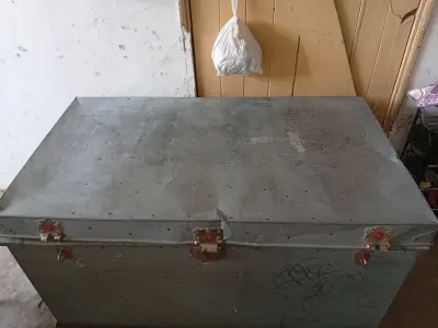 Trunk for sale with stand - photo 1