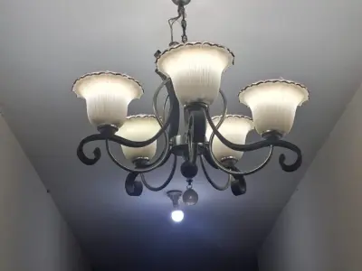 Fanoos/Chandelier 