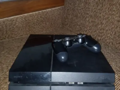 Ps4 fat non jailbreak with FC 26 digital - photo 4