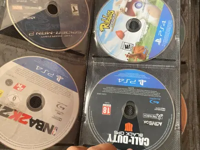 Ps4 disks 70+ games - photo 9