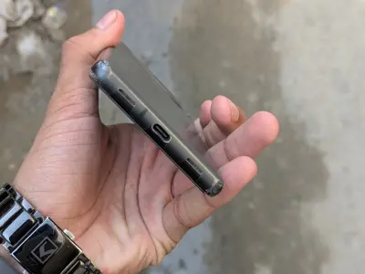 Google pixel 7a - photo 4