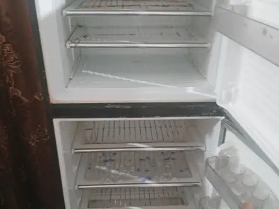 Dawlance used fridge working condition - photo 3