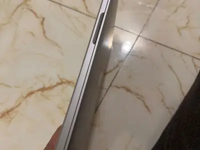 MacBook pro 16" 2019 32/1TB - photo 3