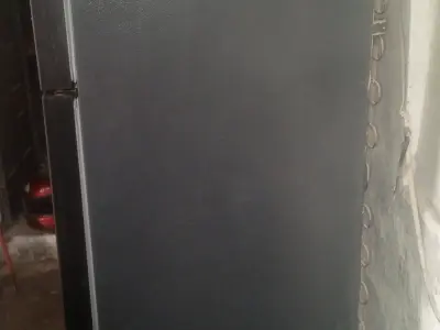 “1 Year Used Refrigerator – Like New Condition – Rs. 90,000” - photo 4