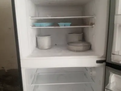 “1 Year Used Refrigerator – Like New Condition – Rs. 90,000” - photo 5