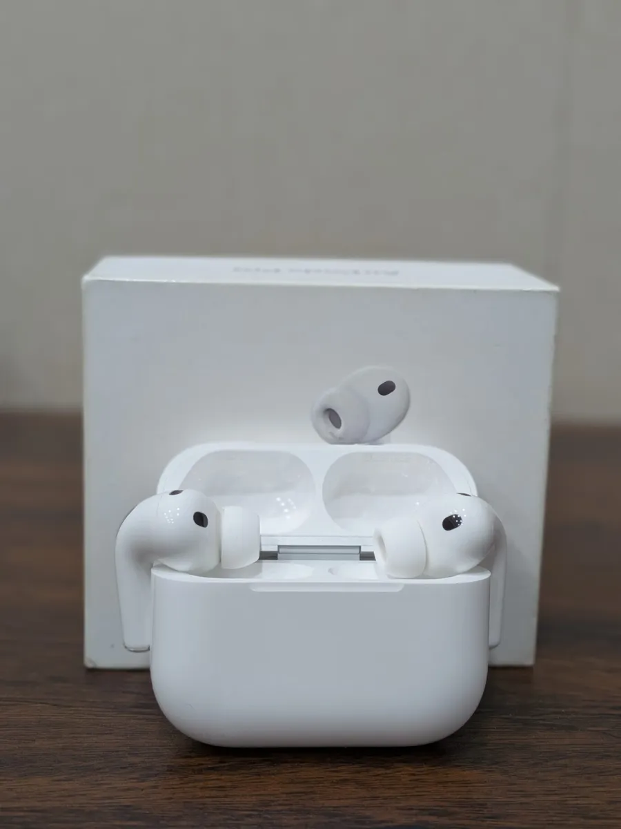 Apple AirPods Pro 3 — Original | Like New | Outstanding Condition