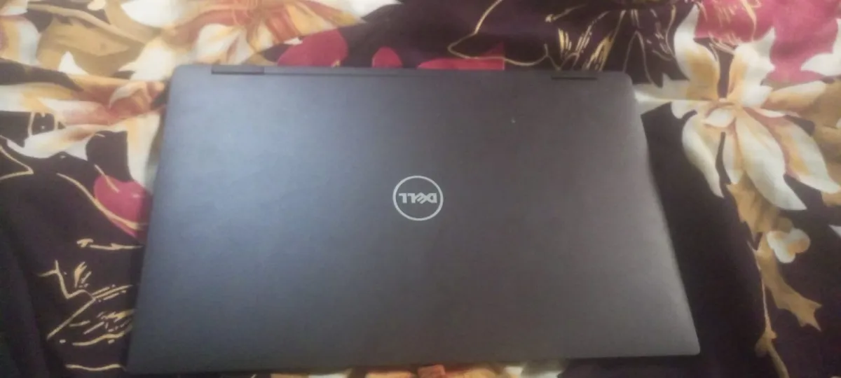 Dell XPS Core i7 7th Gen Laptop – Slim & Premium | Good Condition