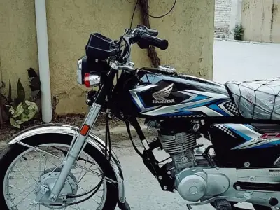 Honda CG 125 (2025 Model) – Pin-Drop Flawless / Just Like a Zero Meter - photo 2