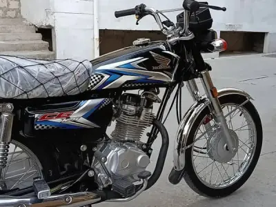 Honda CG 125 (2025 Model) – Pin-Drop Flawless / Just Like a Zero Meter - photo 3