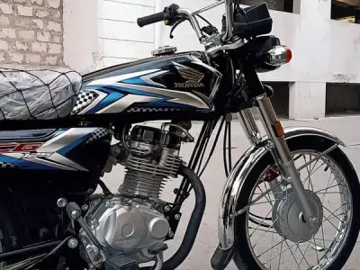Honda CG 125 (2025 Model) – Pin-Drop Flawless / Just Like a Zero Meter - photo 5