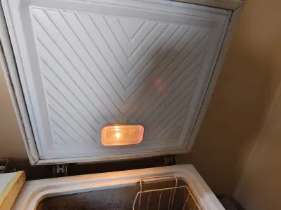 Deep Freezer - Excellent Condition (Original ) - photo 5