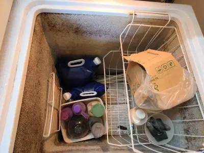 Deep Freezer - Excellent Condition (Original ) - photo 6