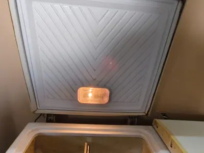Deep Freezer - Excellent Condition (Original ) - photo 8