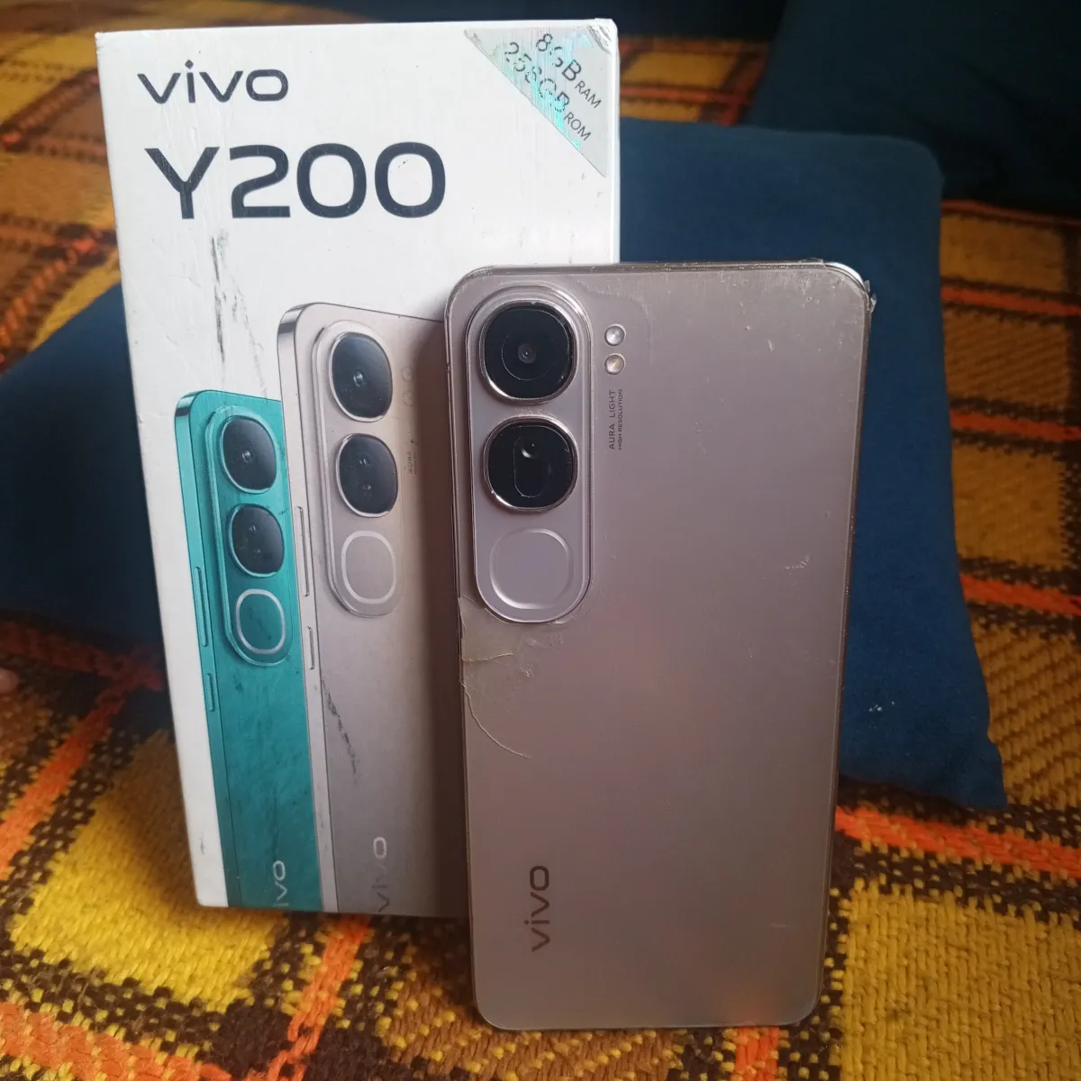 Vivo y200