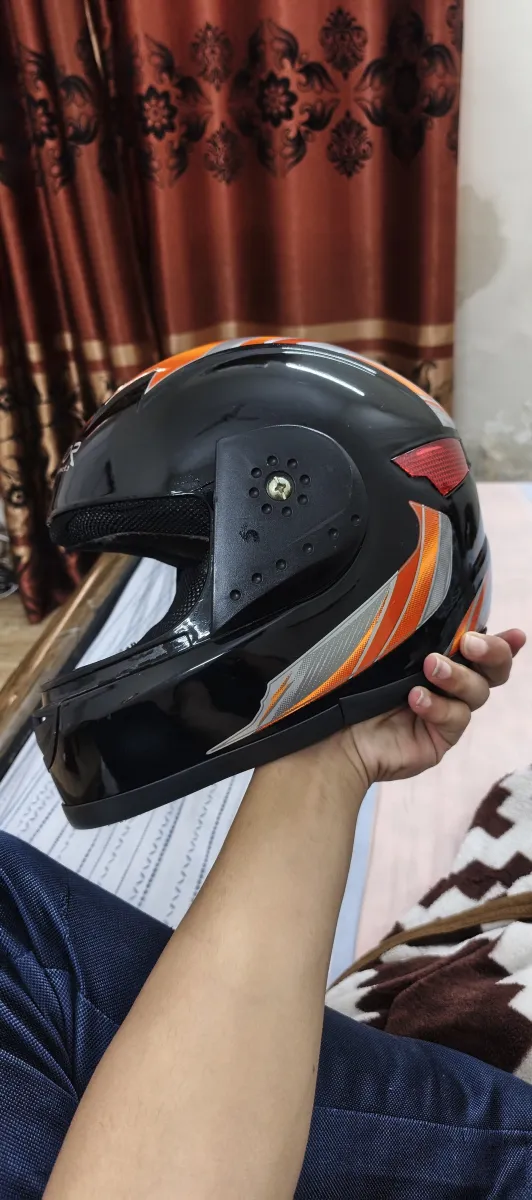 Vector bike helmet