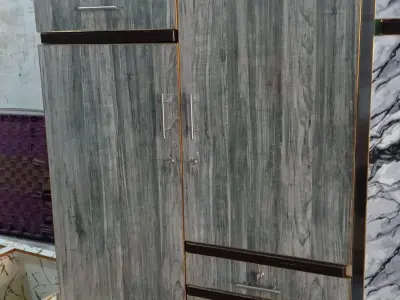 4 Doors Stylish Wardrobe - photo 2