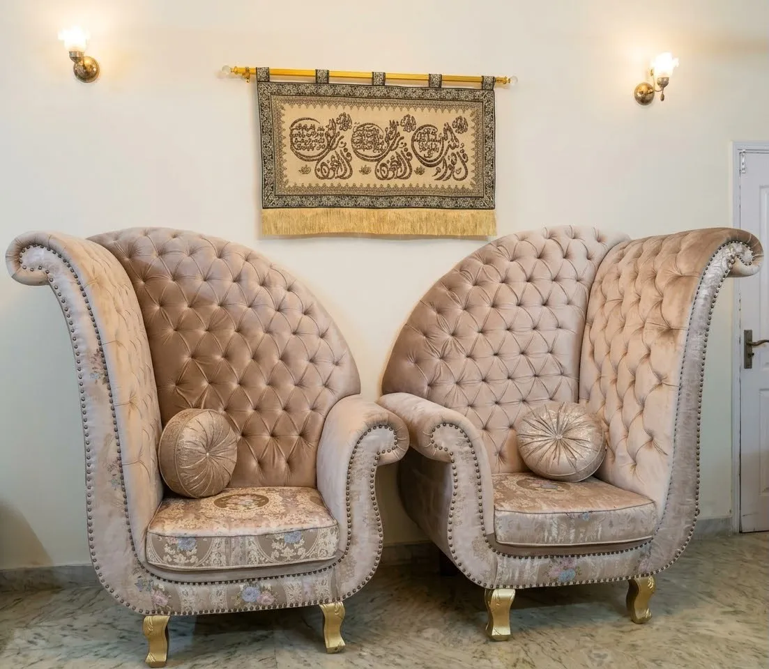 King size chair