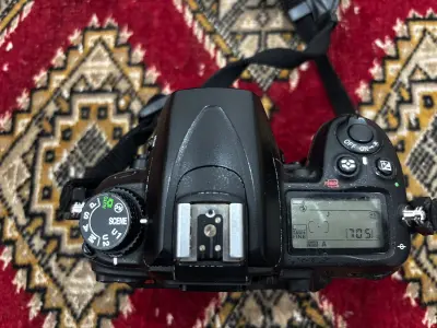 Nikon D7000 DSLR Camera + Sigma 70-300mm Lens & Accessories - photo 2