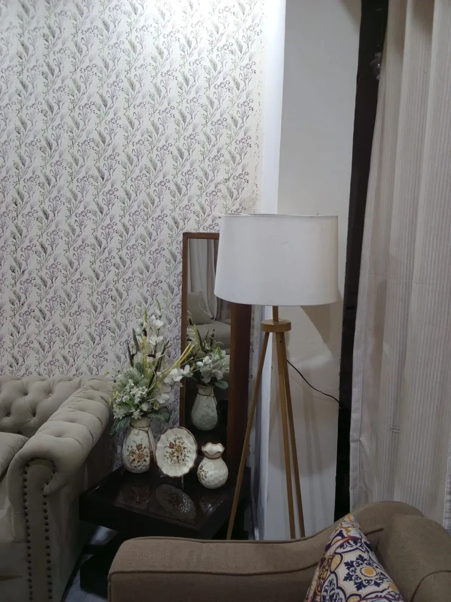 Modern Wooden Tripod Floor Lamp in Excellent Condition | Rawalpindi