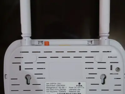 VSOL V2801RGW Router /Modem in Brand New Condition - photo 3