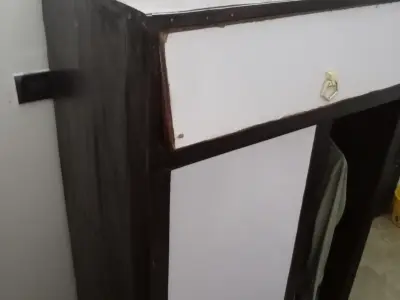 Clothes cupboard - photo 2
