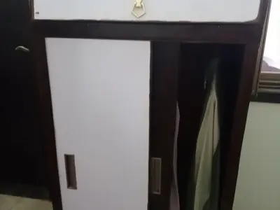 Clothes cupboard - photo 3