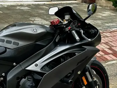 Yamaha R6 - Clean Condition - Only For Superbike Enthusiasts - photo 4